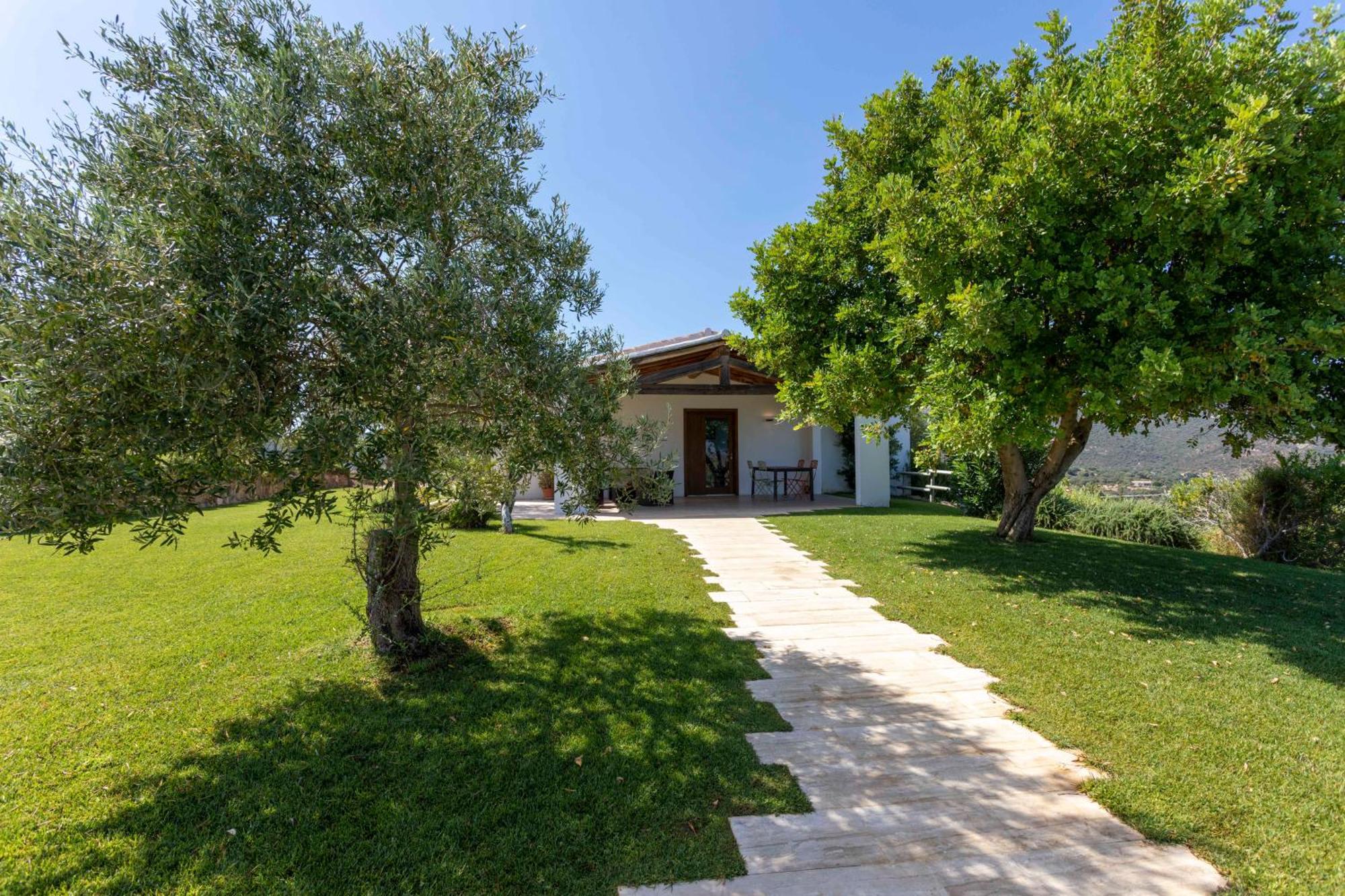 Villa Alba Esclusiva Villa Con Piscina A Sfioro E Vista Mozzafiato Sul Mare Cugnana Zewnętrze zdjęcie
